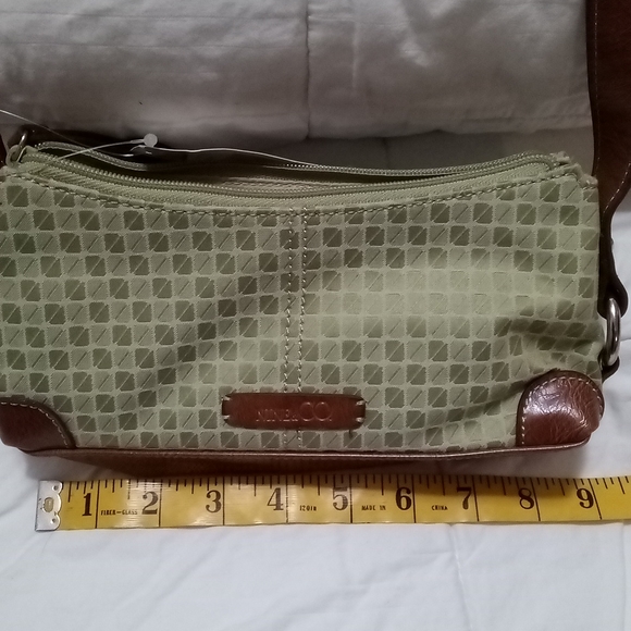 🔥 SALE 79. Nine & Co NWT shoulder bag - Picture 3 of 5